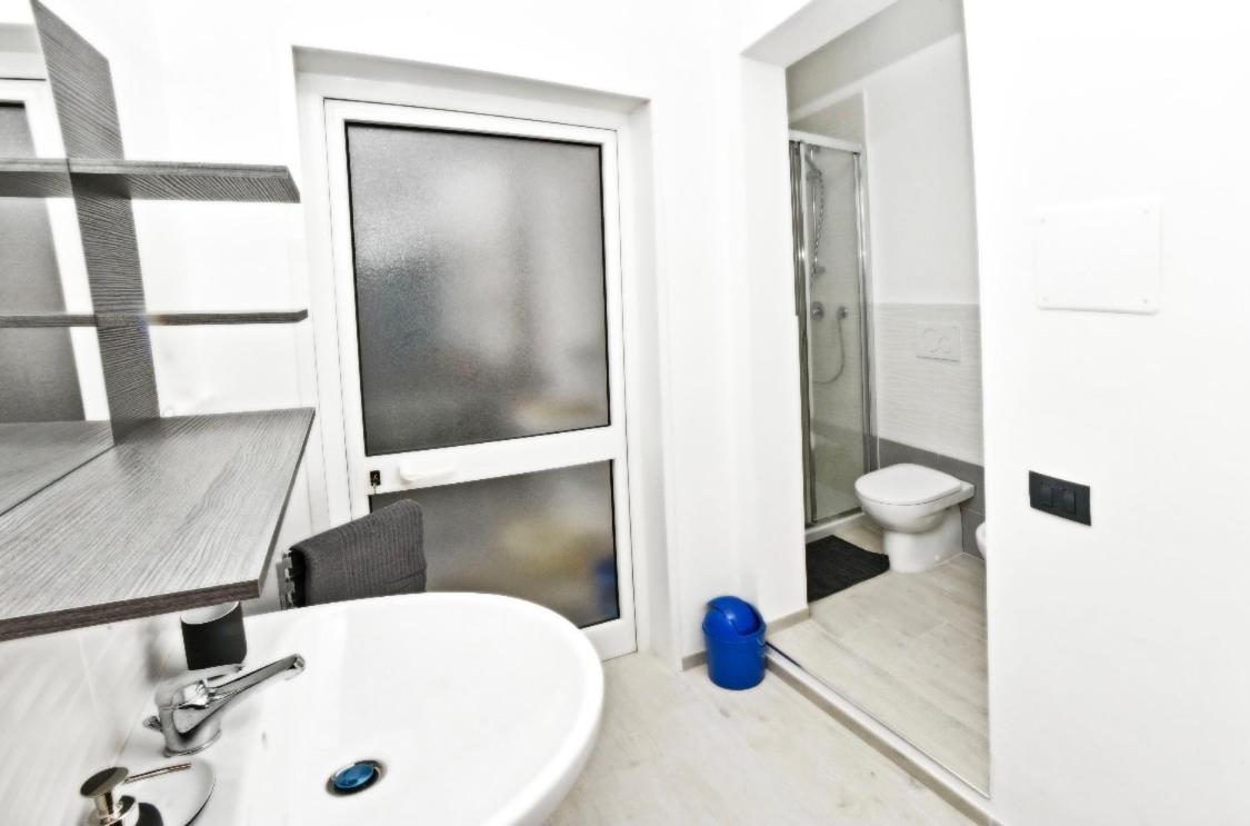 Borgo 98 Guest House Matrimoniale Con Bagno Privato Livorno Ngoại thất bức ảnh